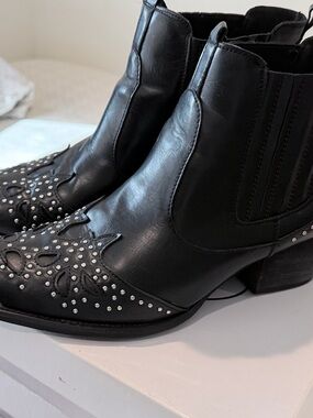Steve Madden Black Studded Leather Ankle Booties